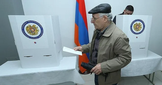 1 il sonra Ermənistanda seçki keçiriləcək