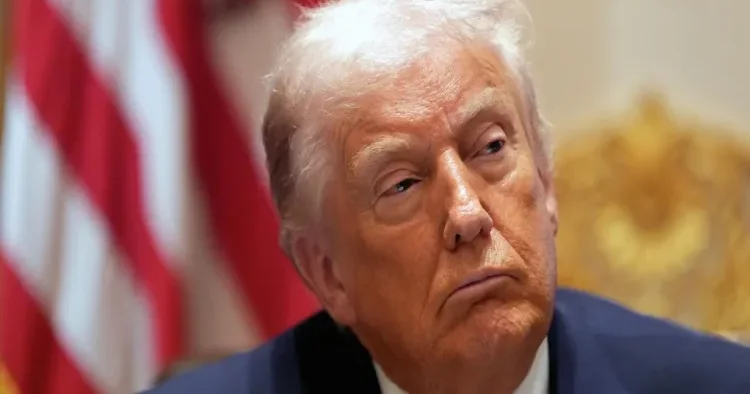 Donald Tramp ayağa qaldırıldı: İran İsrail böhranı ilə GƏRGİNLİK