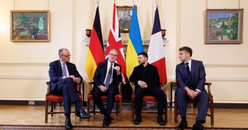 Zelenski Böyük Britaniyaya səfər edib, Starmer, Makron və Merts ilə görüşəcək
