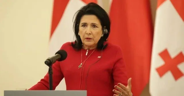 Nəticələr elan olunmamış Paşinyanı təbrik etdi