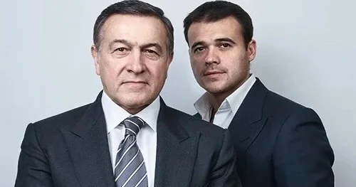 Emin ilk dəfə atasının ikinci evliliyindən DANIŞDI