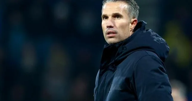 “Feyenoord”dan gözlənilməz qərar Van Persi göndərildi