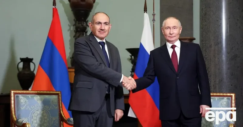 “Ermənistanda parlament seçkiləri: Paşinyan və Putin üçün nə risk var?“ “Financial Times“