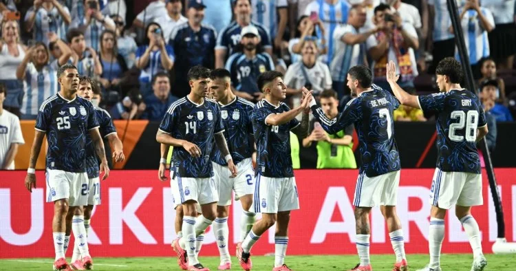 Argentina DÇ dən əvvəl qalib gəldi VİDEO