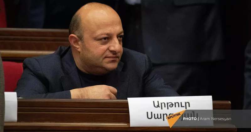Армянского депутата обвинили в содействии заговору против властей