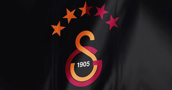 Qalatasaray bu futbolçu ilə 7 aydı anlaşa bilmir