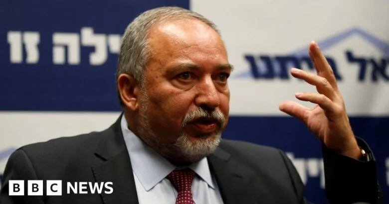 Liberman Netanyahunu əsgərlərin ölümündə ittiham edir