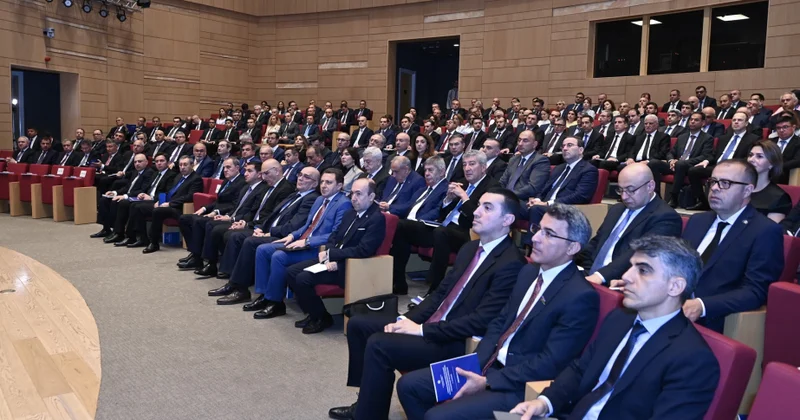 “Azərbaycanın xarici siyasəti suverenliyin bərpasından sonra: prioritetlər və çağırışlar” mövzusunda IX müşavirənin açılışı olub