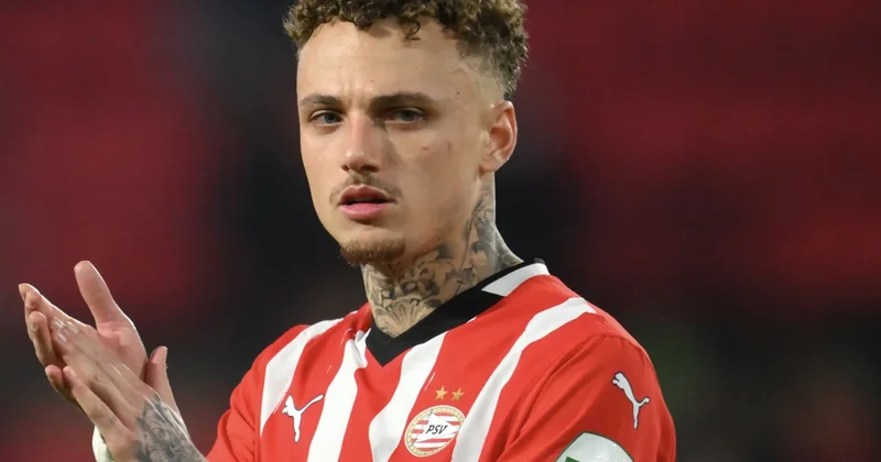 Niderlandlı futbolçu “Napoli” yolunda