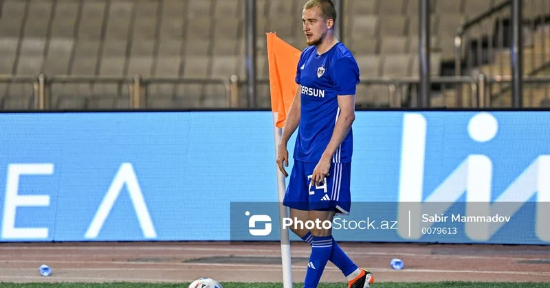 Aleksey İsayev yetirməsi olduğu klubun təklifini qəbul etməyib