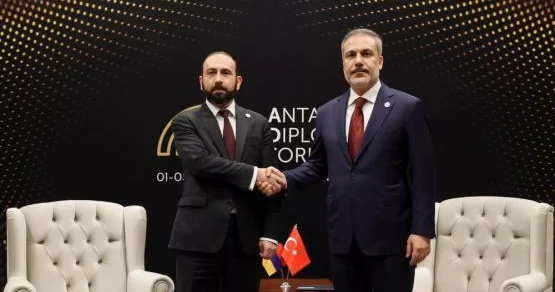 Mirzoyan Ermənistanın maraqlarından danışıb