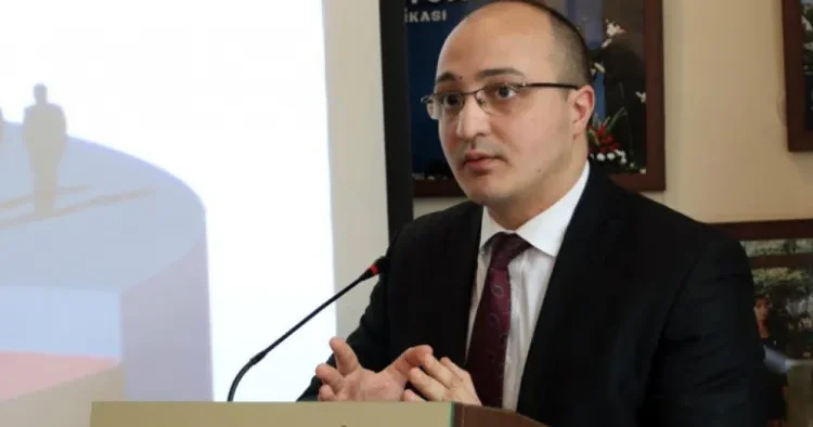 Ərazi baxımından kiçik olmaq heç də zəiflik demək deyil