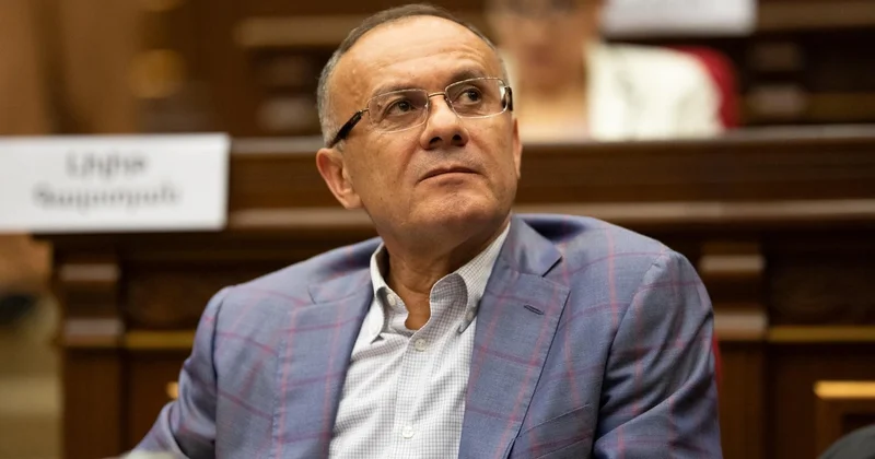 Ermənistan parlamenti Seyran Ohanyanı və Artsvik Minasyanı toxunulmazlıqdan məhrum etdi