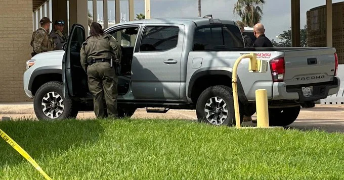 Texasda Sərhəd Xidmətinin binasına HÜCUM EDİLDİ Yaralanan var KONKRET