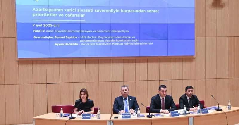 “Xarici siyasətin kommunikasiyası və parlament diplomatiyası” mövzusunda panel müzakirəsi olub