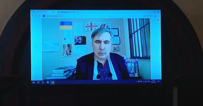 Saakaşvili: “Paşinyan mənim edə bilmədiyimi etdi”