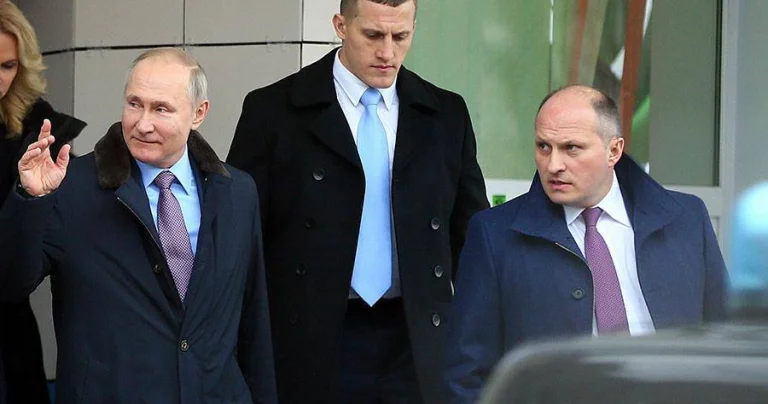 Putinin elçisi Bakıya gəlir