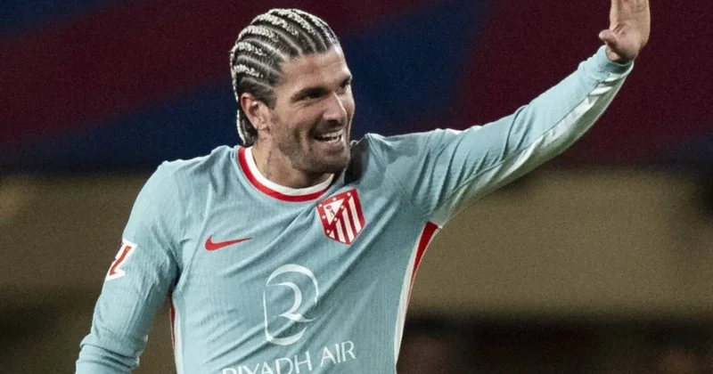 Flamenqo De Paulu transfer etmək istəyir