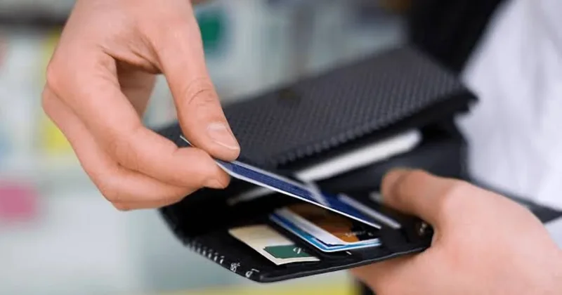 Bakı və Gəncədə TəhsilPlus kartı ilə ictimai nəqliyyatda 10% məbləğ geri QAYTARILACAQ