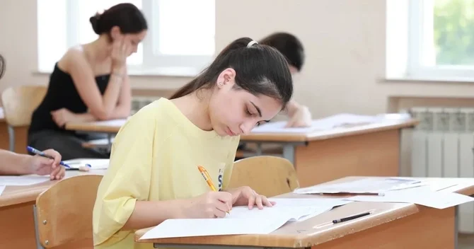 Abituriyentlər üçün VACİB XƏBƏR Bu tarixə qədər sənədlər təqdim olunmalıdır