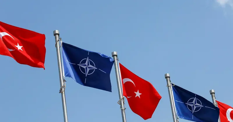 “Rusiya NATO nu dəyişir, Ukrayna isə alyansın gələcəyini formalaşdırır “Deutsche Welle“