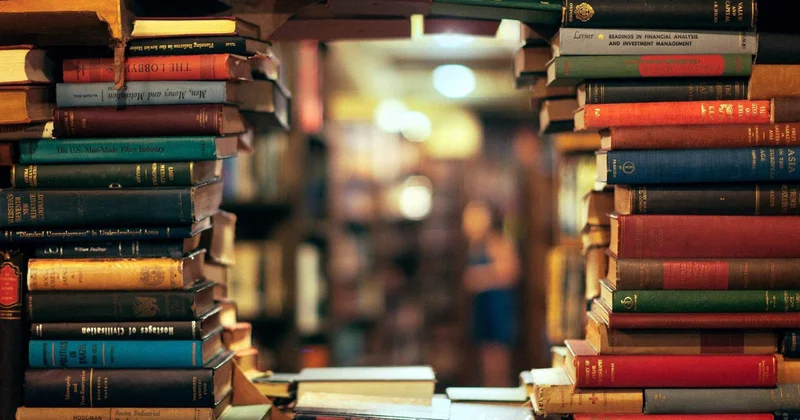 Yay tətilində oxunmalı 7 kitab