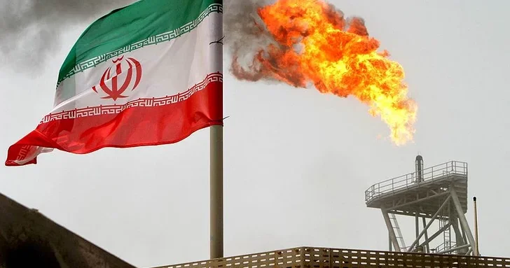 США вновь ужесточают санкции против нефтяного сектора Ирана