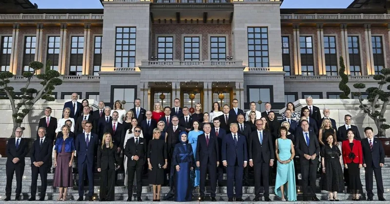 Dünya liderlərini heyran qoyan süfrə: Beştəpənin rəsmi şam yeməyində nələr var idi?