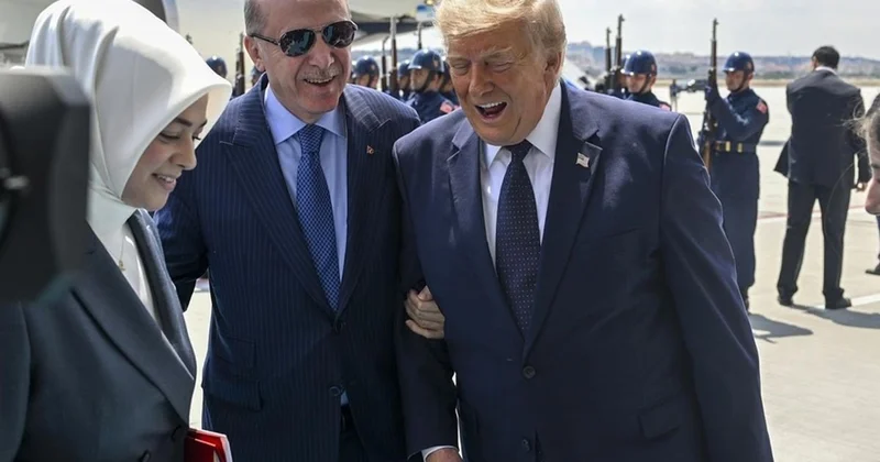 Qarşılama zamanı diqqətçəkən dialoq! O, təyyarəsini göstərib bunları dedi