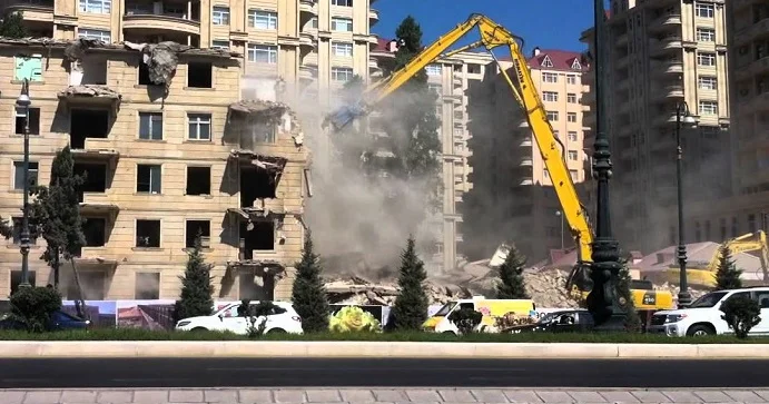 Ev plana düşəndə kompensasiya məbləği nəyə əsasən təyin edilir?