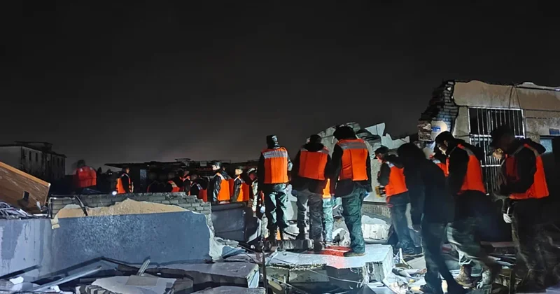 Çində təbii fəkalət: 11 nəfər həlak oldu