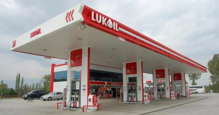 Lukoil dən narazılıq: Yanacağı az vururlar (Video)