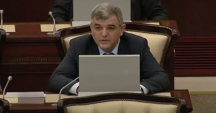Bir saatlıq gecikmə belə Azərbaycana baha başa gələ bilər Fazil Mustafa