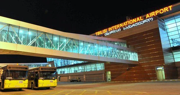 Güclü leysan: Tiflis aeroportu işıqsız qaldı