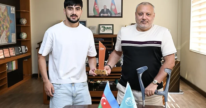 “Sabah”ın futbolçusu Xəyal Əliyev mükafatlandırılıb