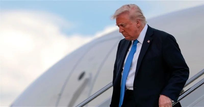 Самолет Трампа приземлился в Анкаре