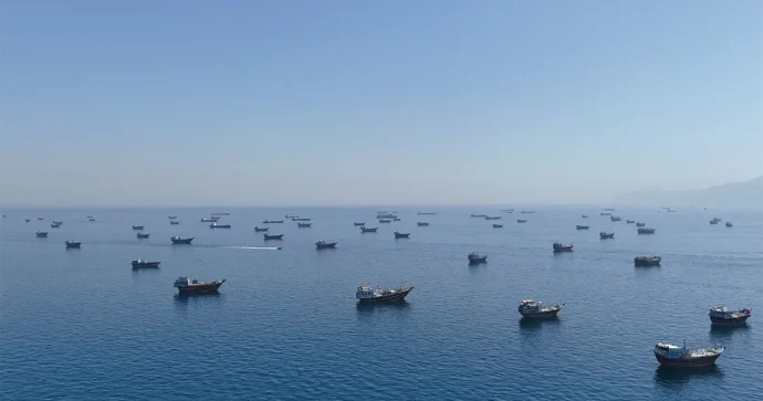 İran Hörmüz boğazında Qətərin ticarət gəmisinə atəş açıb YENİLƏNİB
