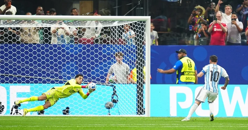 Messi: “Tanrının mənim üçün planı var idi”