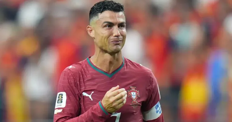 Ronaldo Dünya Kuboku ilə göz yaşları içində vidalaşdı