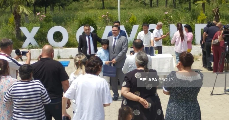 Növbəti köç karvanı Xocavənd şəhərinə çatıb, açarlar təqdim olunub YENİLƏNİB 1 FOTO