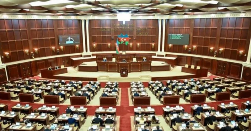 Milli Məclisin növbədənkənar sessiyasının növbəti iclası keçirilir