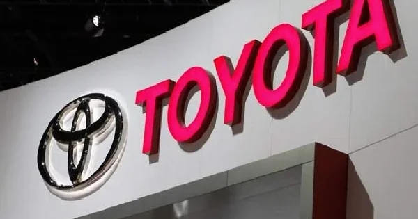 Tramp açıqladı: "Toyota" Meksikadan ABŞ a köçür