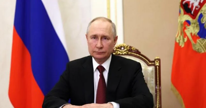 Putin: BƏƏ Trampla görüş üçün münasib yerlərdən biridir