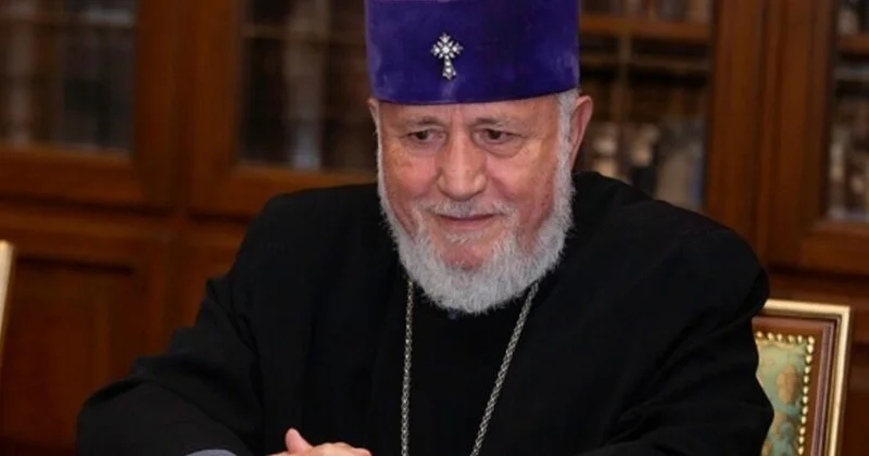 II Qareginin istefası ilə bağlı İrəvandan rəsmi açıqlama