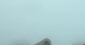 В Китае молния ударила в автомобиль на ходу ВИДЕО