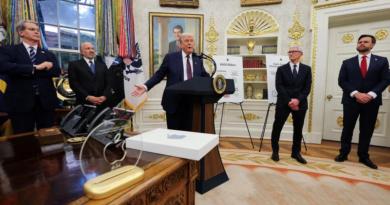 Apple сделала Дональду Трампу необычный подарок