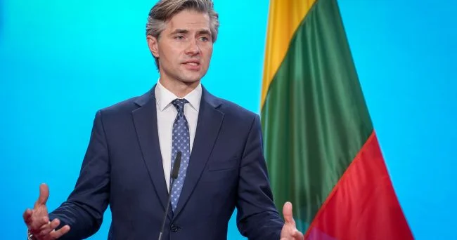 Litva ABŞ ı Rusiyaya qarşı sanksiyaları təxirə salmamağa çağırır