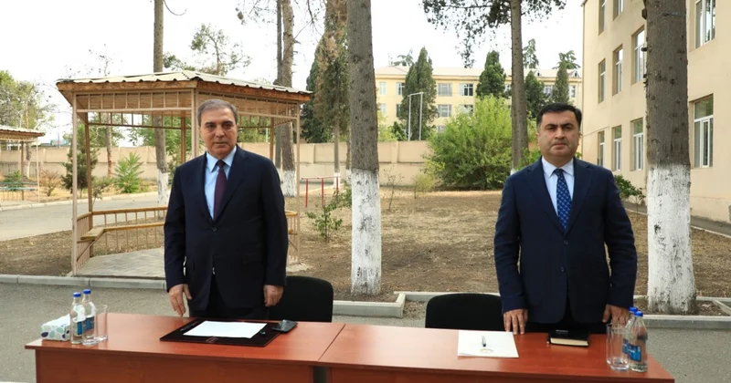 Niyazi Bayramov vətəndaşların müraciətlərini dinləyib FOTOLAR