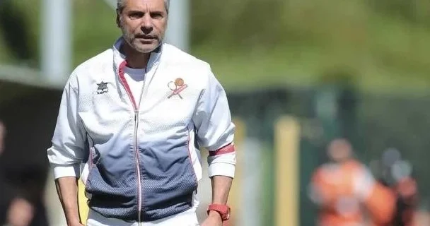 İmişli nin futbolçuları baş məşqçinin işindən narazıdır