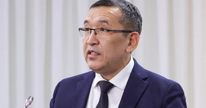 Qazaxıstanın nəqliyyat nazirinin müavini saxlanıldı